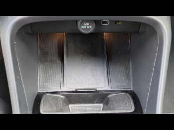 Photo 28 du bon plan VOLVO XC40 B3 163ch Ultra DCT 7 occasion à 42390 €