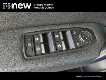 Photo 16 du bon plan RENAULT Captur 1.3 TCe mild hybrid 140ch Techno Fast Track occasion à 19689 €