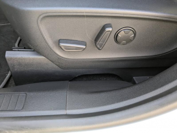 Photo 14 du bon plan FORD Kuga 2.5 Duratec 180ch Hybrid FlexiFuel Active X Powershift occasion à 32990 €