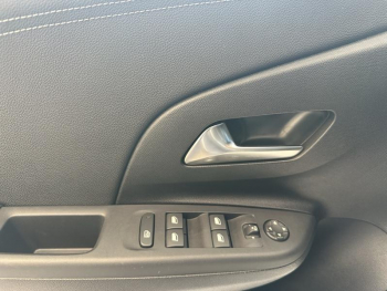 Photo 15 du bon plan OPEL Corsa 1.2 Turbo 100ch GS occasion à 15990 €