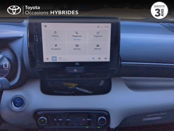 Photo 15 du bon plan TOYOTA Yaris 116h Iconic 5p MY22 occasion à 18990 €