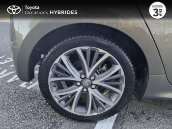 Photo 16 du bon plan TOYOTA Yaris 116h Iconic 5p MY22 occasion à 18990 €