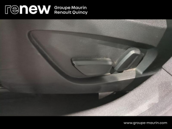 Photo 28 du bon plan RENAULT Captur 1.3 TCe 155ch FAP Initiale Paris EDC - 20 occasion à 16990 €