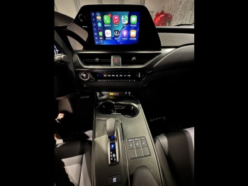 Photo 14 du bon plan LEXUS UX 300h F SPORT Design 2WD occasion à 31900 €