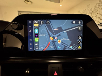 Photo 21 du bon plan LEXUS UX 300h F SPORT Design 2WD occasion à 31900 €