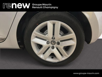 Photo 32 du bon plan RENAULT Clio 1.6 E-Tech 140ch Business -21 occasion à 13991 €