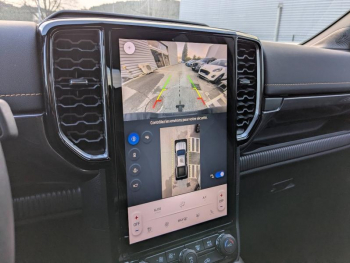 Photo 22 du bon plan FORD Ranger VUL 2.0 EcoBlue 205ch Stop&Start Super Cab Wildtrak e-4WD BVA10 occasion à 52487 €