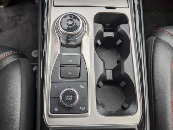 Photo 16 du bon plan FORD Explorer 3.0 EcoBoost 457ch Parallel PHEV ST-Line i-AWD BVA10 25cv occasion à 75900 €