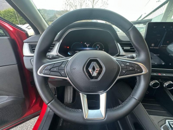 Photo 12 du bon plan RENAULT Captur 1.6 E-Tech hybride rechargeable 160ch Intens -21 occasion à 17990 €