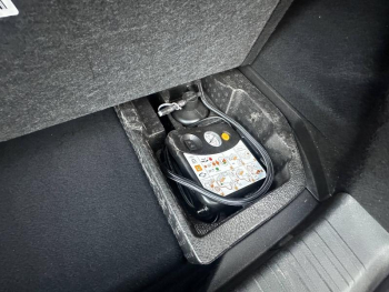 Photo 18 du bon plan RENAULT Captur 1.6 E-Tech hybride rechargeable 160ch Intens -21 occasion à 17990 €