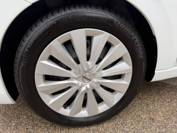 Photo 13 du bon plan NISSAN Micra 1.0 IG-T 92ch Acenta 2021.5 occasion à 13900 €