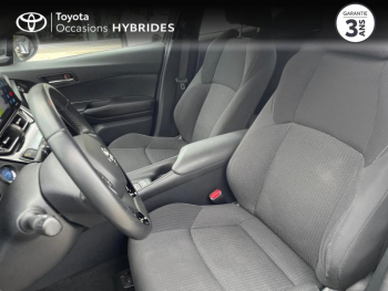 Photo 11 du bon plan TOYOTA C-HR 122h Dynamic 2WD E-CVT  MC19 occasion à 17990 €