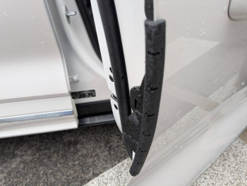 Photo 17 du bon plan FORD Kuga 2.5 Duratec 225ch PHEV Vignale BVA occasion à 30900 €