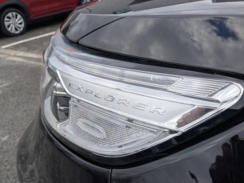 Photo 11 du bon plan FORD Explorer 3.0 EcoBoost 457ch Parallel PHEV Platinum i-AWD BVA10 25cv occasion à 76423 €