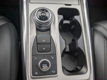 Photo 29 du bon plan FORD Explorer 3.0 EcoBoost 457ch Parallel PHEV Platinum i-AWD BVA10 25cv occasion à 76423 €