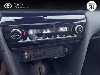 Photo 19 du bon plan TOYOTA Yaris Cross 130h Collection Pack Techno Toit Pano occasion à 29490 €