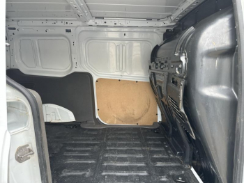 Photo 17 du bon plan FORD Transit Connect VUL L2 1.0E 100ch E85 Trend occasion à 18590 €