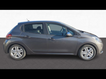Photo 4 du bon plan PEUGEOT 208 1.2 PureTech 82ch Style 5p occasion à 6990 €