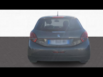Photo 6 du bon plan PEUGEOT 208 1.2 PureTech 82ch Style 5p occasion à 6990 €