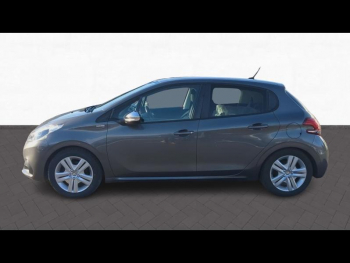 Photo 8 du bon plan PEUGEOT 208 1.2 PureTech 82ch Style 5p occasion à 6990 €