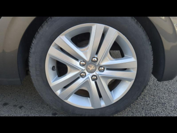 Photo 9 du bon plan PEUGEOT 208 1.2 PureTech 82ch Style 5p occasion à 6990 €