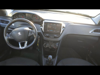 Photo 10 du bon plan PEUGEOT 208 1.2 PureTech 82ch Style 5p occasion à 6990 €