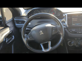 Photo 11 du bon plan PEUGEOT 208 1.2 PureTech 82ch Style 5p occasion à 6990 €