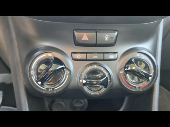 Photo 13 du bon plan PEUGEOT 208 1.2 PureTech 82ch Style 5p occasion à 6990 €