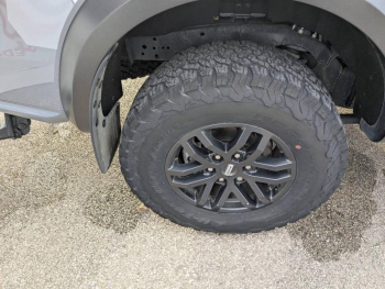 Photo 22 du bon plan FORD Ranger VUL 2.0 TDCi 213ch Double Cabine Raptor BVA10 occasion à 39990 €