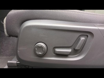 Photo 23 du bon plan VOLVO XC40 B3 163ch Plus DCT 7 occasion à 37490 €