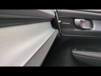 Photo 26 du bon plan VOLVO XC40 B3 163ch Plus DCT 7 occasion à 37490 €