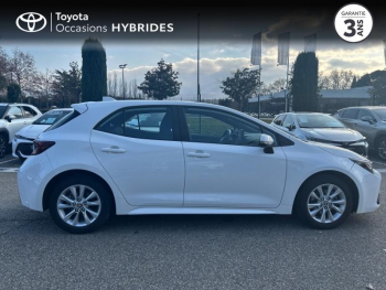 Photo 17 du bon plan TOYOTA Corolla 1.8 140ch Dynamic MY23 occasion à 21490 €
