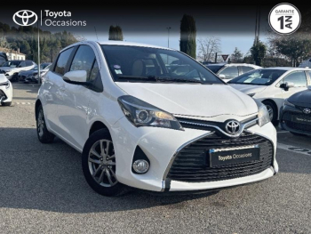 Photo 19 du bon plan TOYOTA Yaris 100 VVT-i Dynamic 5p occasion à 10990 €