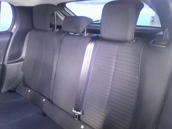 Photo 18 du bon plan PEUGEOT 208 1.2 PureTech 100ch S&S STYLE occasion à 12900 €