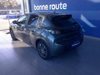 Photo 23 du bon plan PEUGEOT 208 1.2 PureTech 100ch S&S STYLE occasion à 12900 €