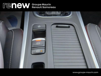 Photo 22 du bon plan RENAULT Megane Estate 1.6 E-Tech Plug-in 160ch Intens -21N occasion à 17900 €