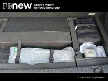 Photo 31 du bon plan RENAULT Megane Estate 1.6 E-Tech Plug-in 160ch Intens -21N occasion à 17900 €