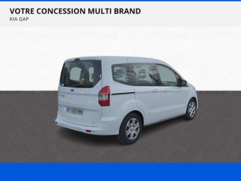 Photo 5 du bon plan FORD Tourneo Courier 1.5 TDCI 100ch Trend occasion à 13990 €