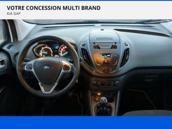 Photo 8 du bon plan FORD Tourneo Courier 1.5 TDCI 100ch Trend occasion à 13990 €