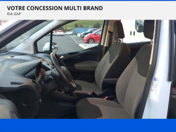 Photo 9 du bon plan FORD Tourneo Courier 1.5 TDCI 100ch Trend occasion à 13990 €