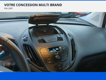 Photo 14 du bon plan FORD Tourneo Courier 1.5 TDCI 100ch Trend occasion à 13990 €