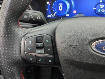 Photo 18 du bon plan FORD Kuga 2.5 Duratec 190ch FHEV E85 ST-Line BVA occasion à 22989 €