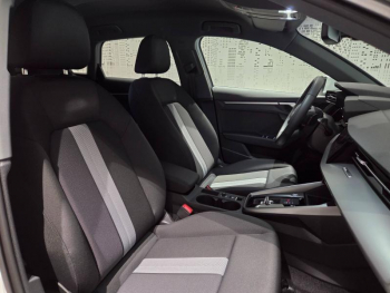 Photo 11 du bon plan AUDI A3 Sportback 35 TFSI 150ch Mild Hybrid Design S tronic 7 occasion à 28990 €