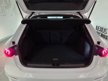 Photo 13 du bon plan AUDI A3 Sportback 35 TFSI 150ch Mild Hybrid Design S tronic 7 occasion à 28990 €