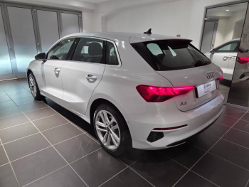 Photo 16 du bon plan AUDI A3 Sportback 35 TFSI 150ch Mild Hybrid Design S tronic 7 occasion à 28990 €