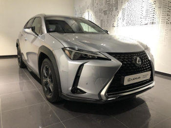 Photo 3 du bon plan LEXUS UX 250h Luxe 2WD Pack Technologie occasion à 33900 €
