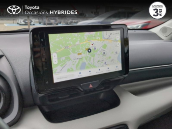 Photo 15 du bon plan TOYOTA Yaris 116h Iconic 5p MY22 occasion à 21490 €