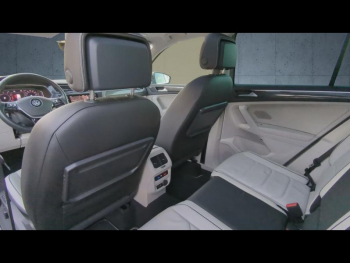 Photo 17 du bon plan VOLKSWAGEN Tiguan 1.5 TSI EVO 150ch Carat Exclusive DSG7 Euro6dT occasion à 25900 €