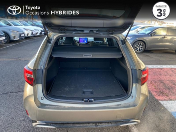 Photo 10 du bon plan TOYOTA Corolla Touring Spt 1.8 140ch Design MY23 occasion à 27990 €