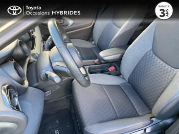 Photo 11 du bon plan TOYOTA Yaris 116h Design 5p MY22 occasion à 21990 €